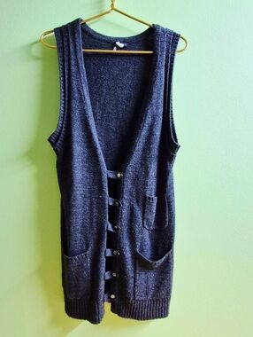 Dark Gray Sleeveless Button Front Knit Vest